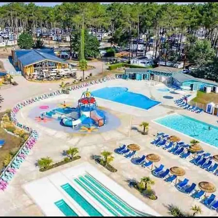 Neuf 2022, 6-8 personnes, piscine, vacancesdenani Saint-Julien-en-Born Extérieur photo